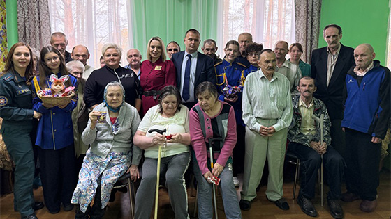 Лиозненские спасатели и юные спасатели-пожарные посетили ОКП для пожилых граждан в Высочанах