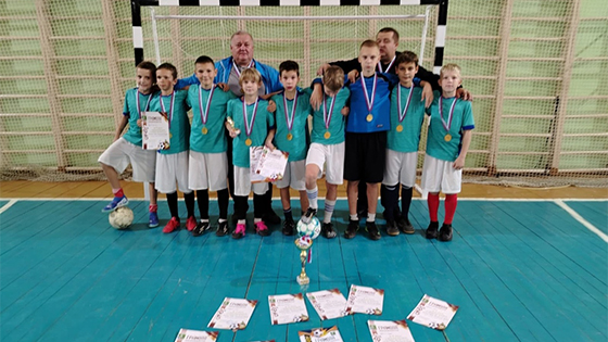 Золото и бронзу привезли юные футболисты Лиозненского ФСК из Пустошки